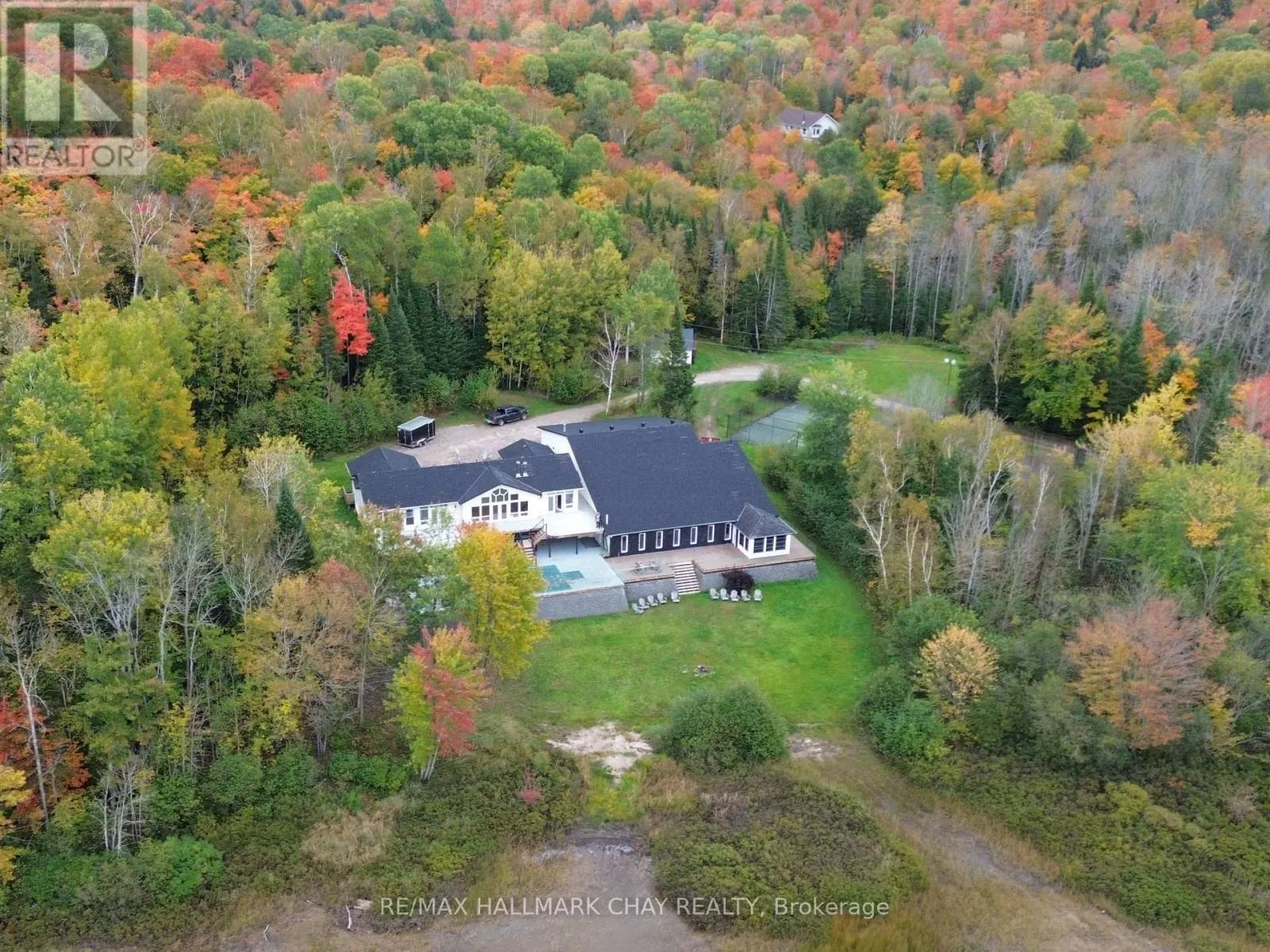 2318 PICKEREL & JACK LAKE ROAD