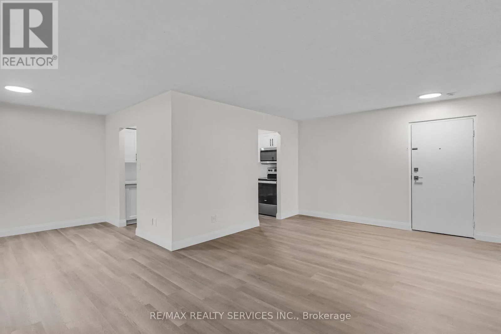 305 - 4218 PORTAGE ROAD