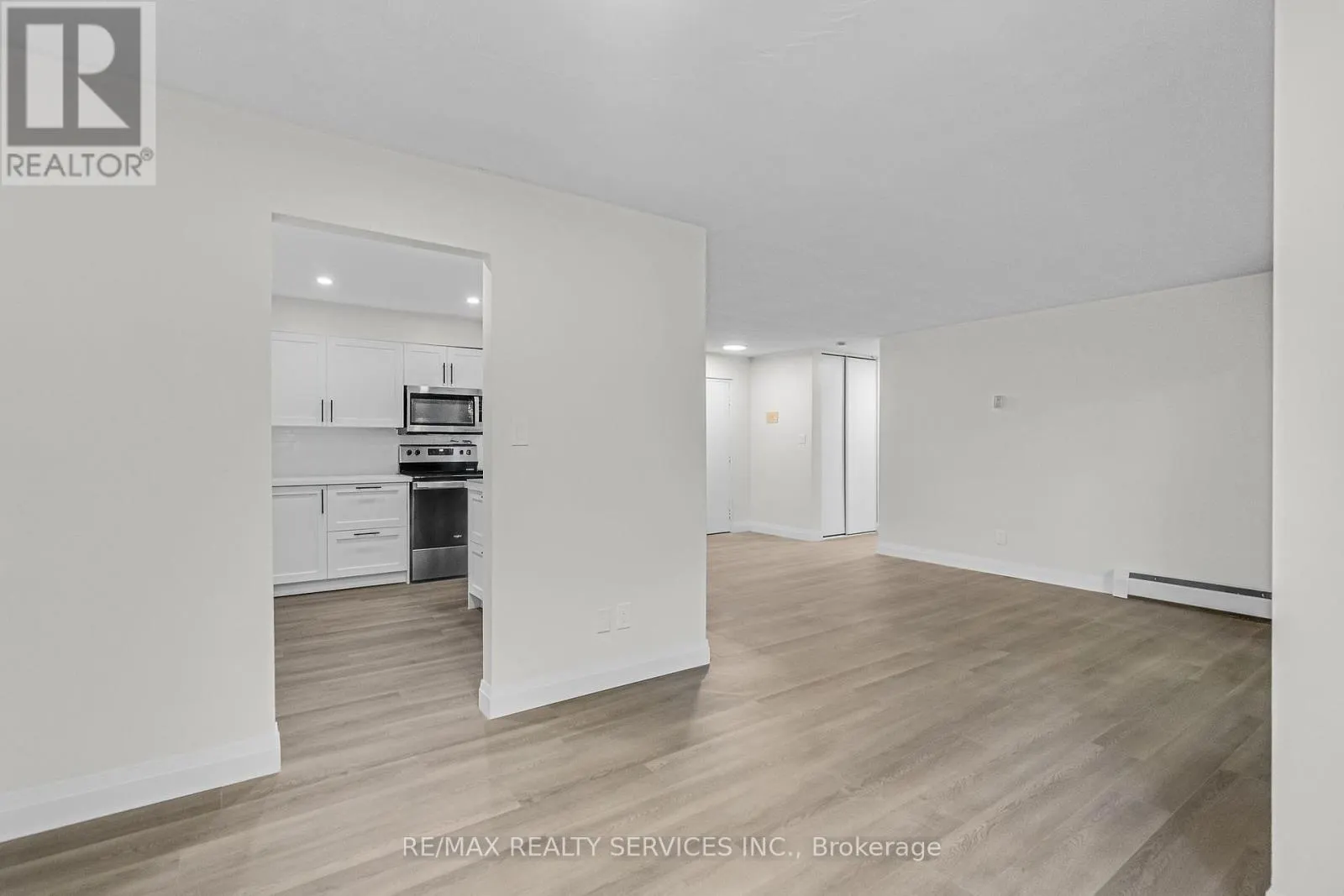 305 - 4218 PORTAGE ROAD