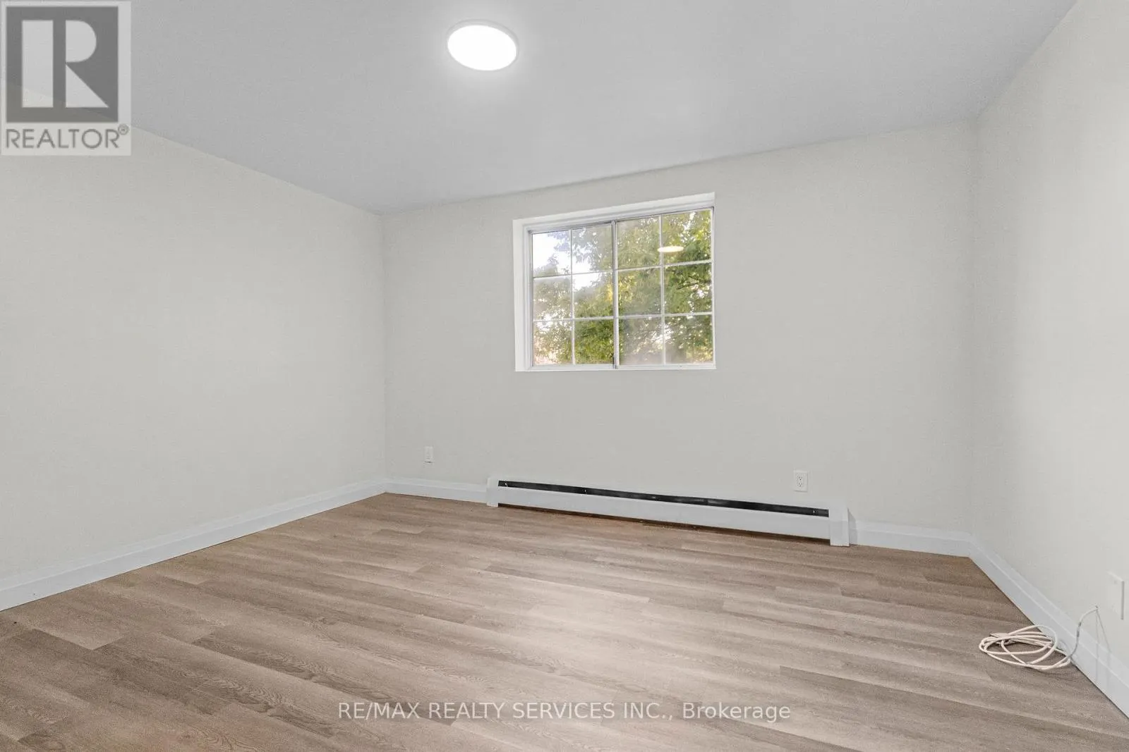 305 - 4218 PORTAGE ROAD