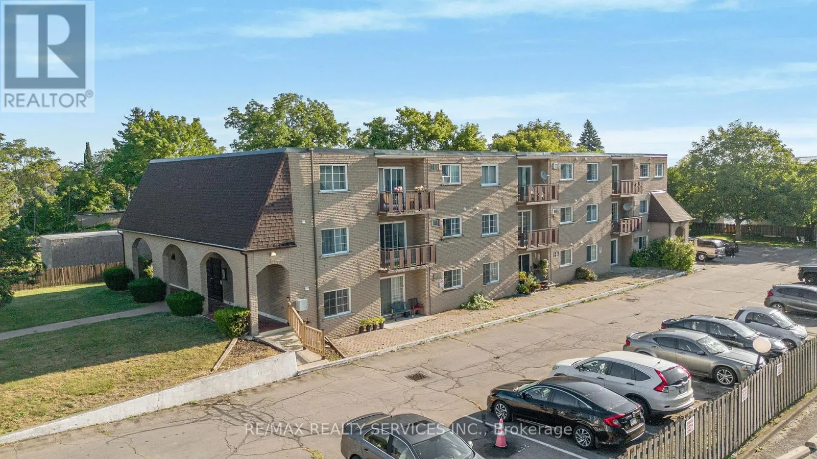 305 - 4218 PORTAGE ROAD