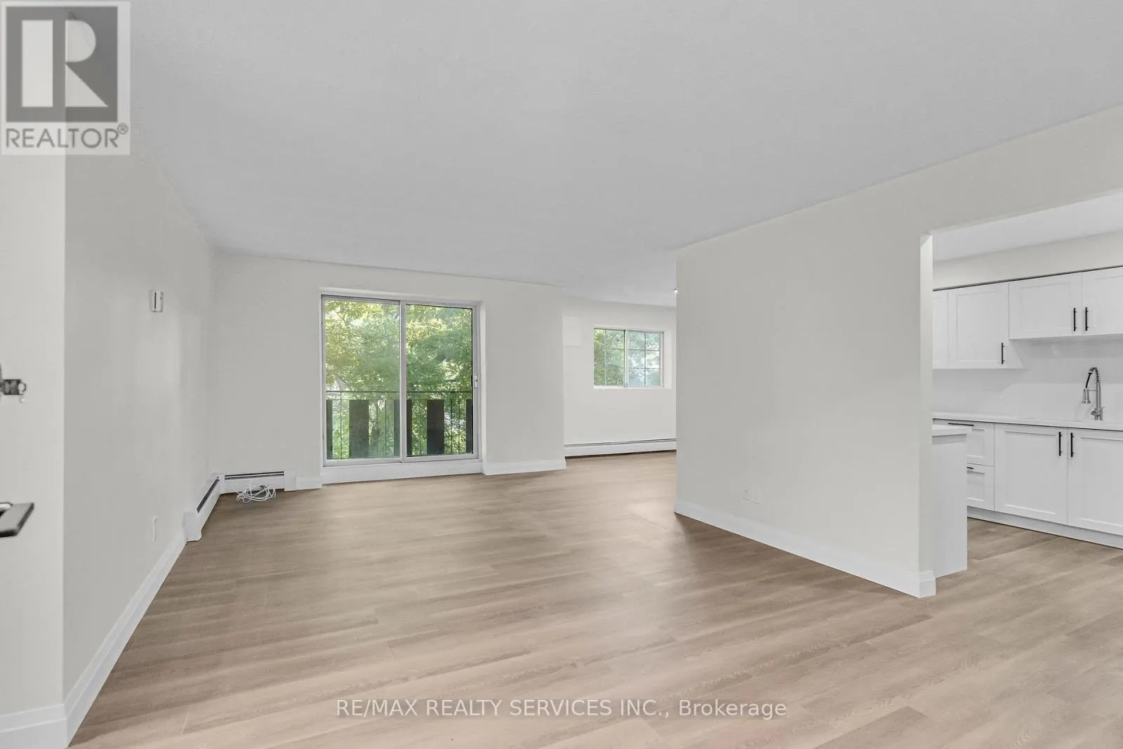 305 - 4218 PORTAGE ROAD