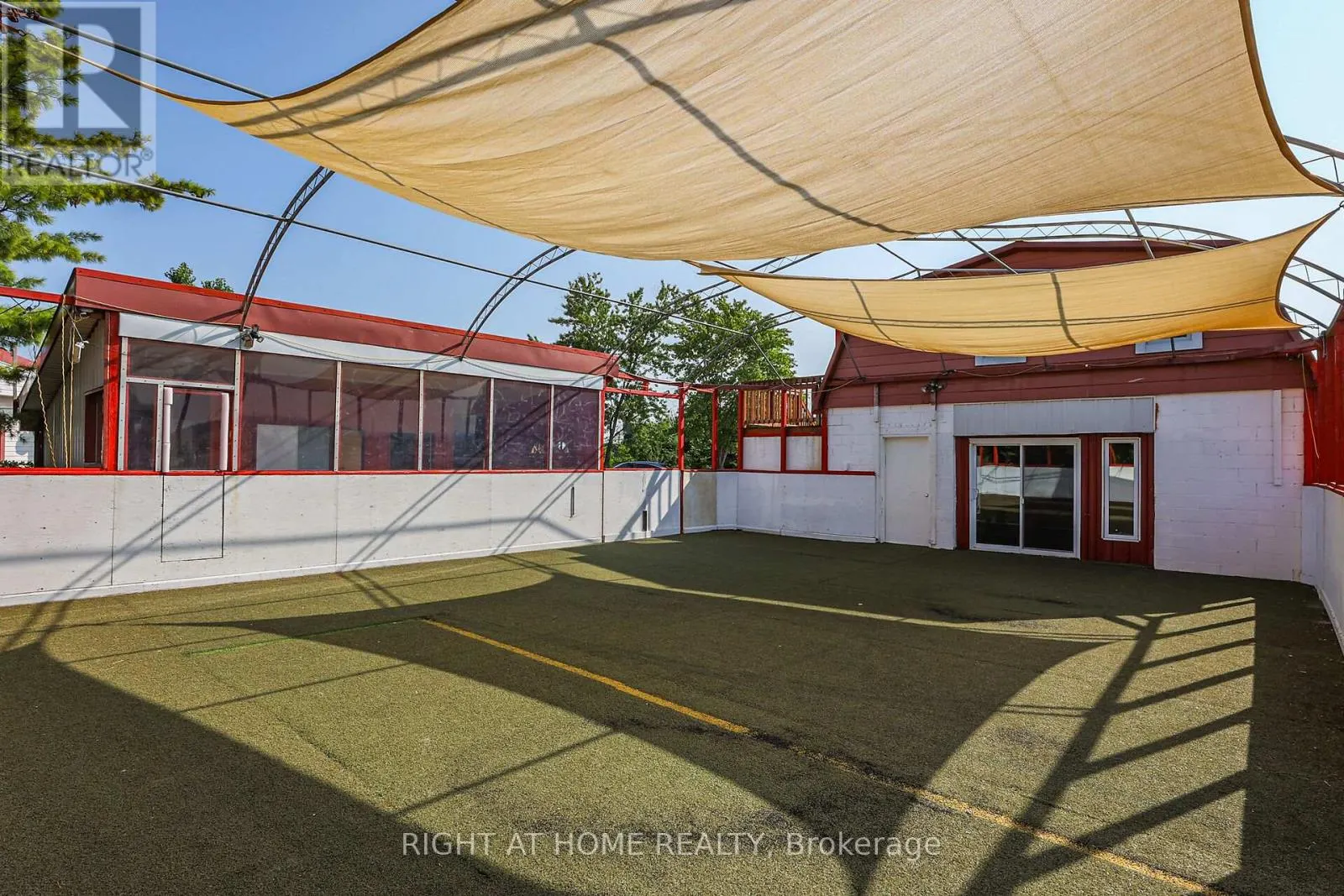1027 NIAGARA STONE ROAD