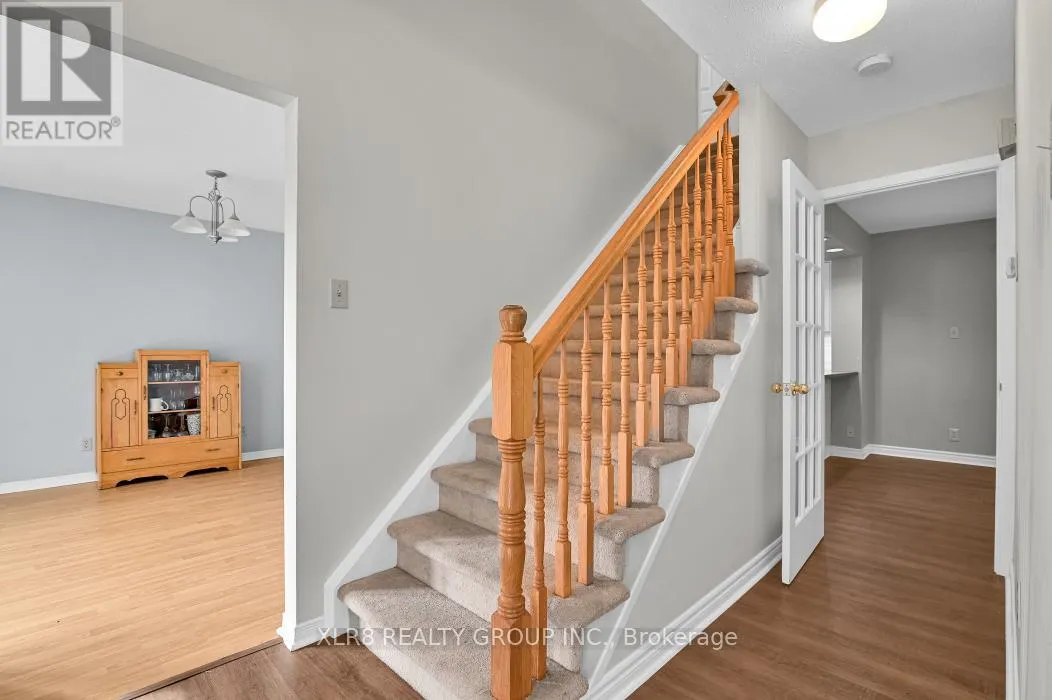 12 JOHN SIDNEY CRESCENT