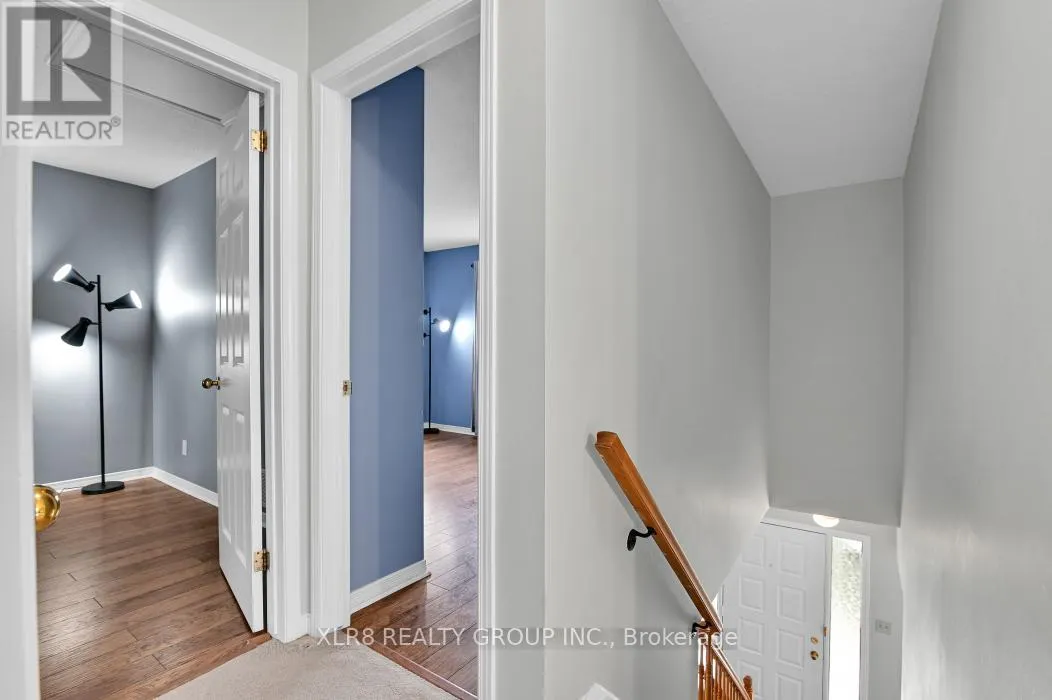 12 JOHN SIDNEY CRESCENT