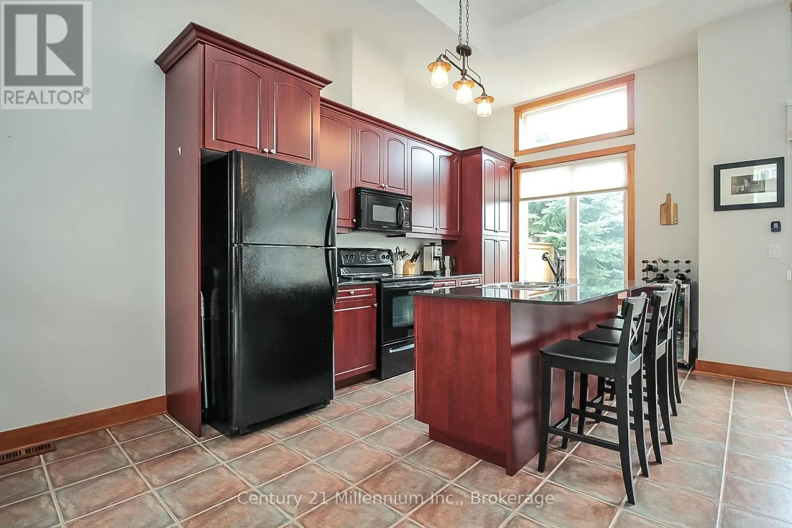7 - 104 FARM GATE ROAD, #7