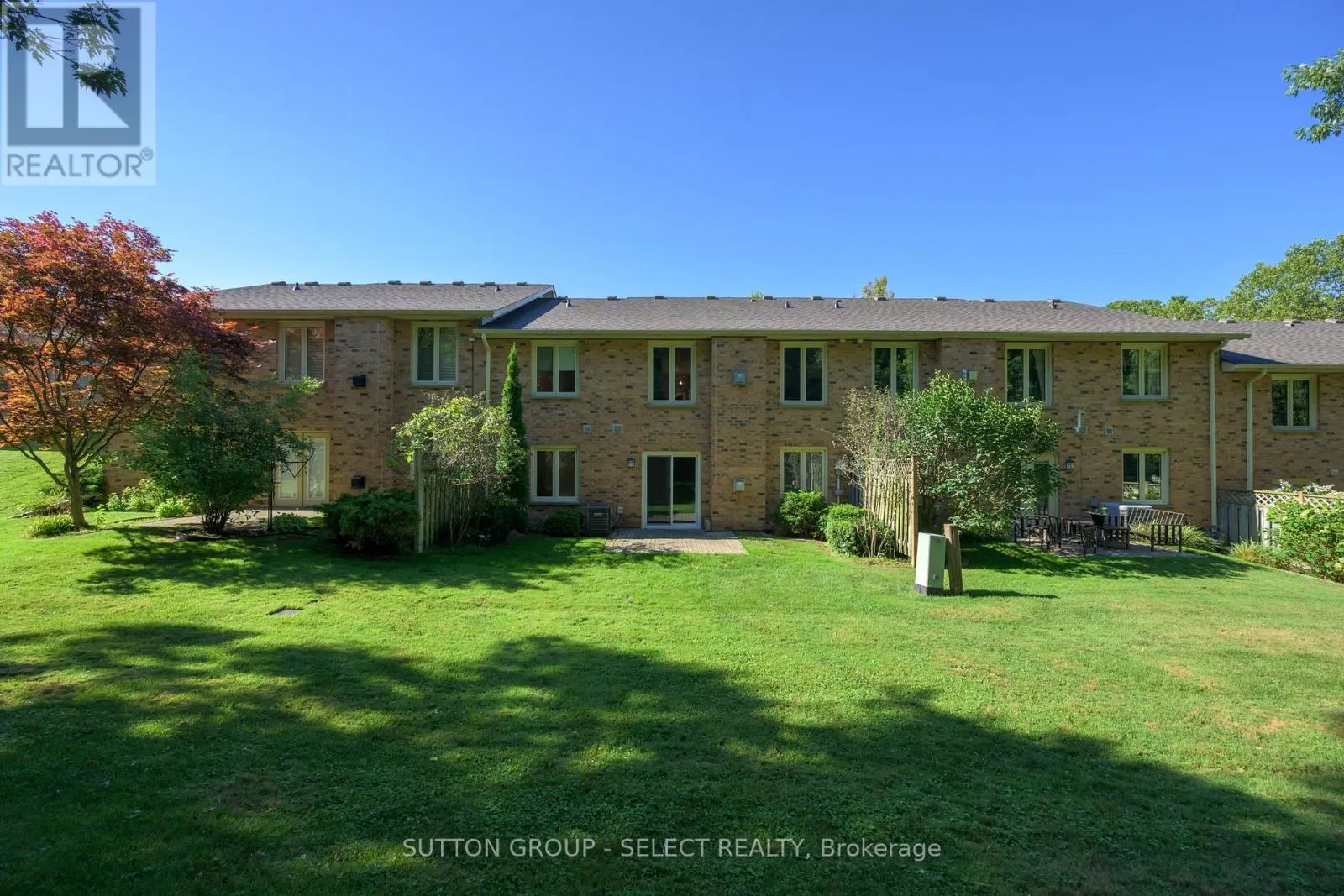 9 - 445 RIVERSIDE DRIVE, #9