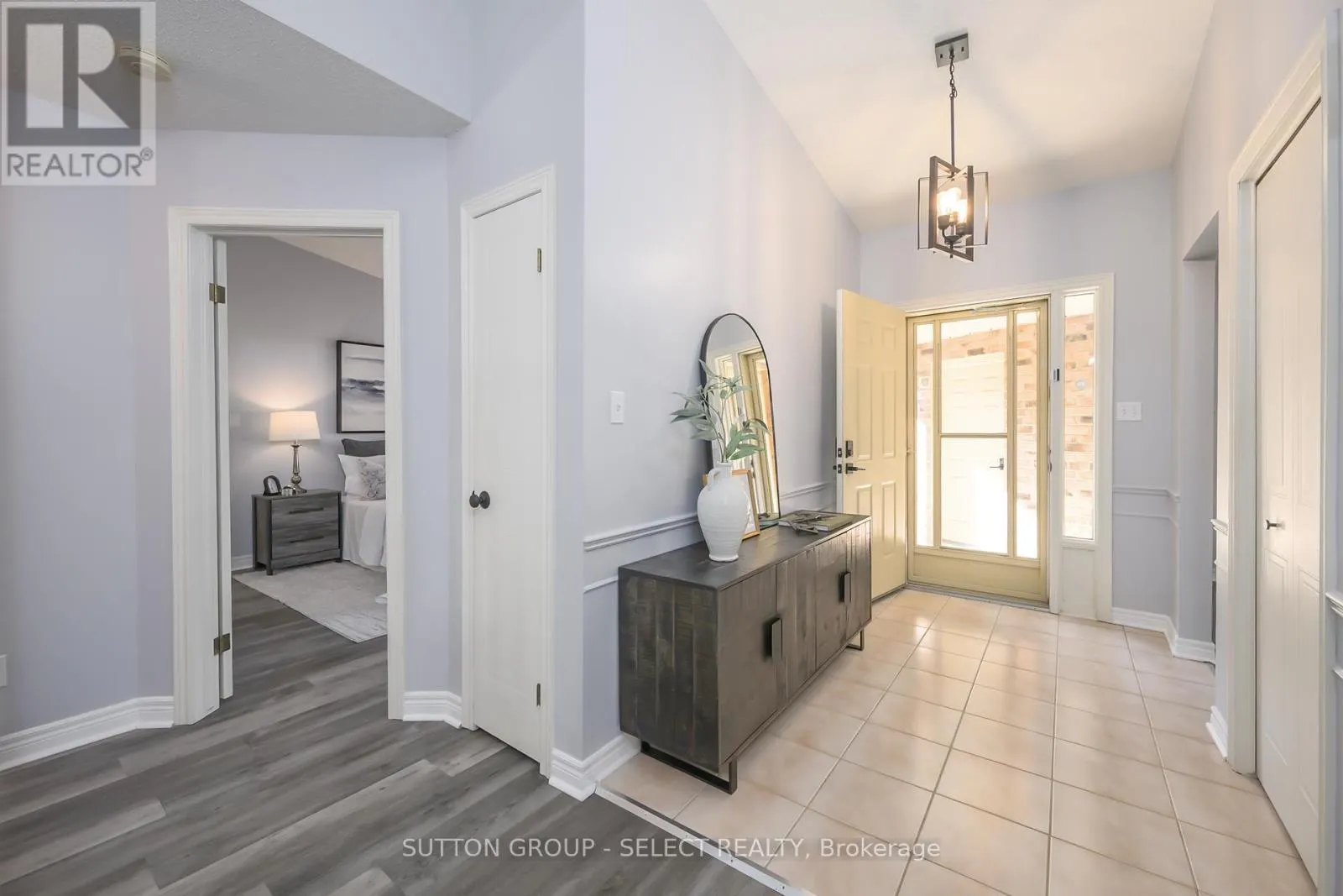 9 - 445 RIVERSIDE DRIVE, #9