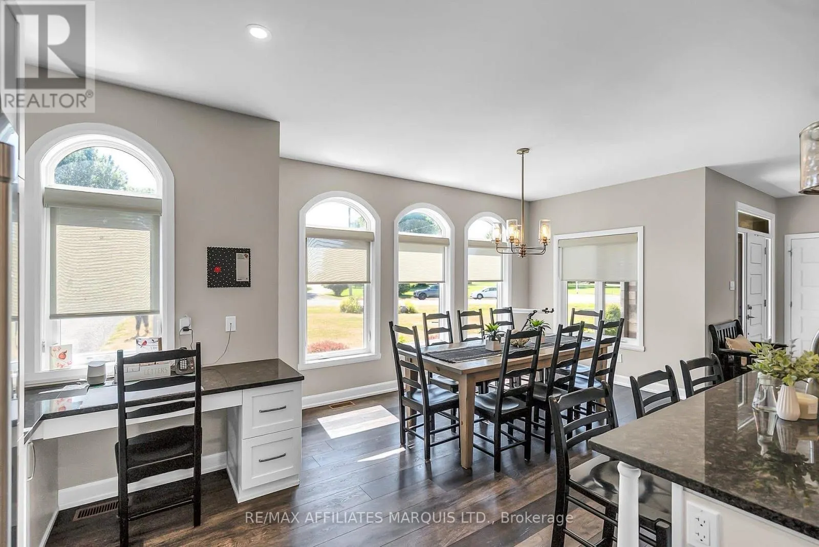20531 OLD MONTREAL ROAD