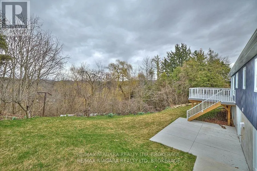 3873 GLENVIEW DRIVE