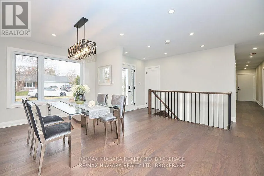 3873 GLENVIEW DRIVE
