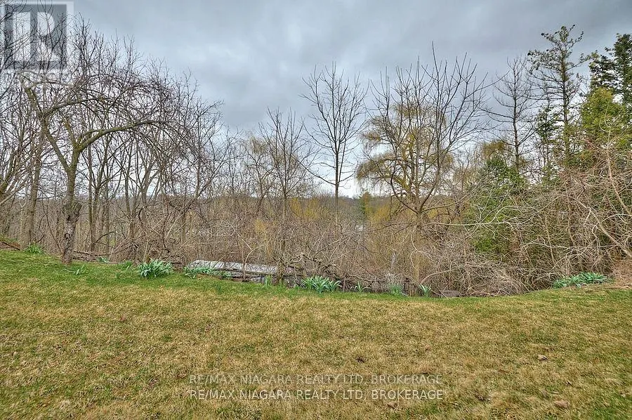3873 GLENVIEW DRIVE