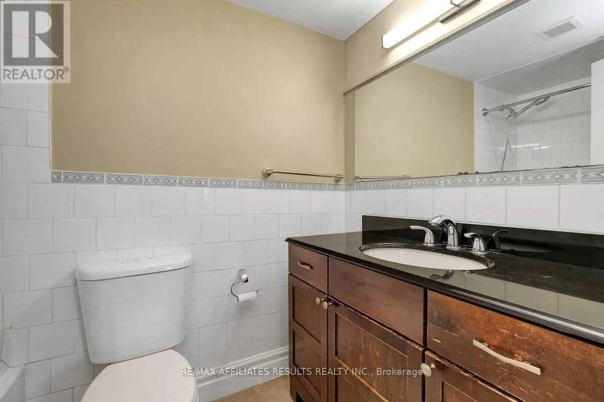 1103 - 500 LAURIER AVENUE W