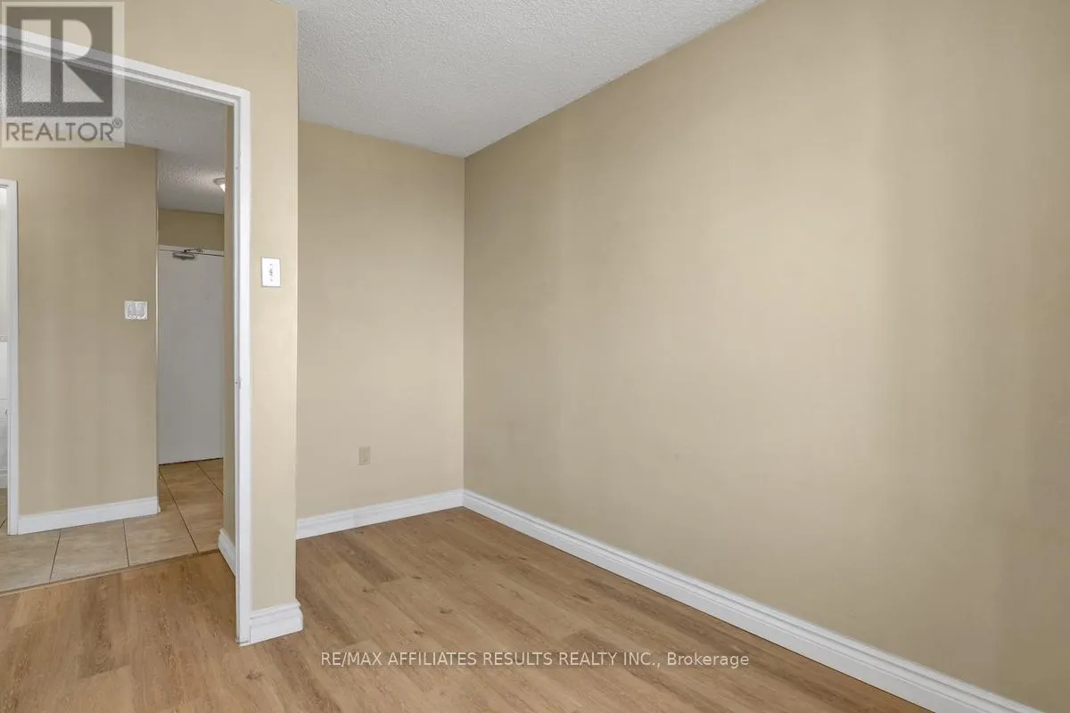1103 - 500 LAURIER AVENUE W