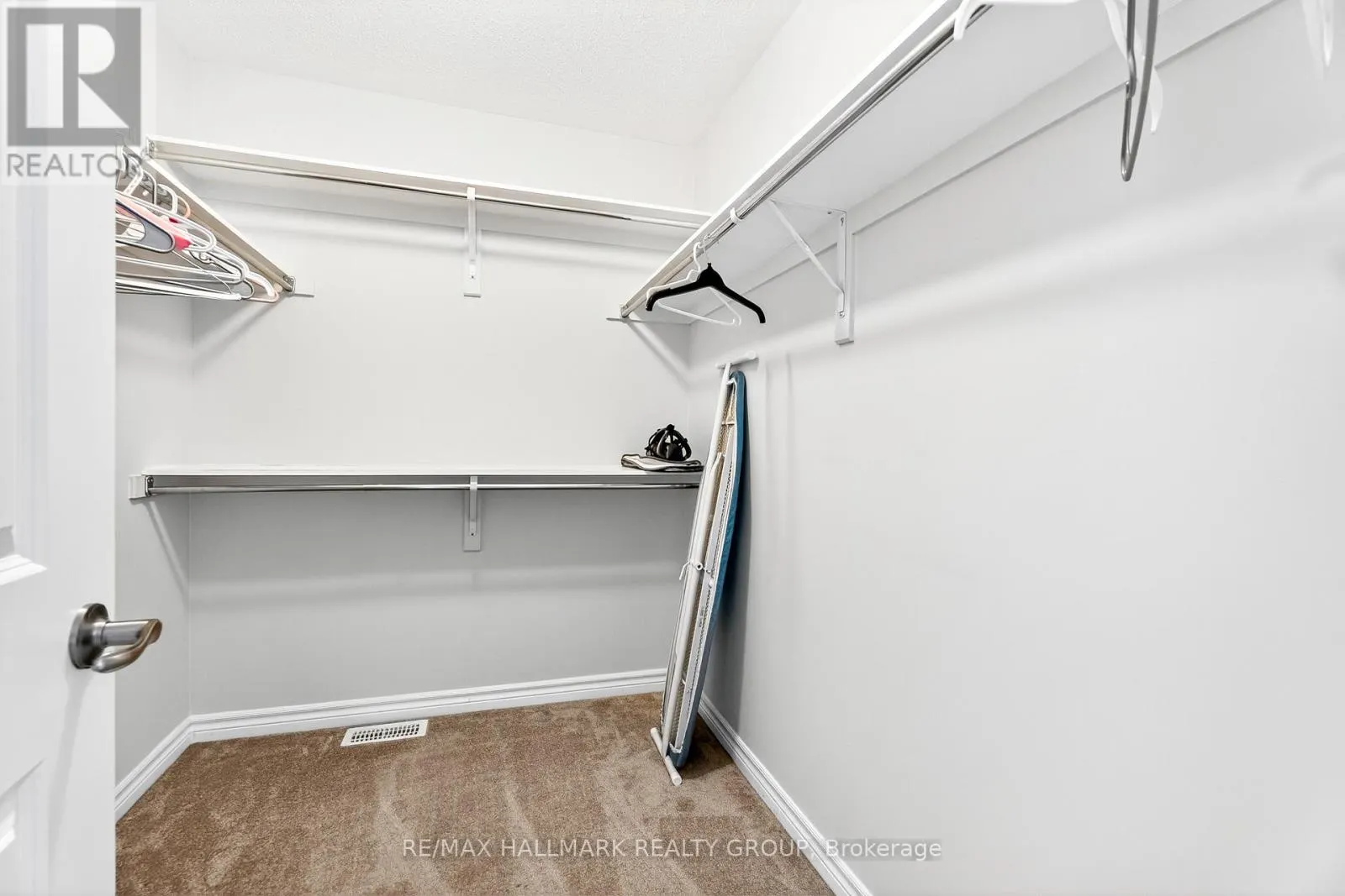 115 PICTOU CRESCENT