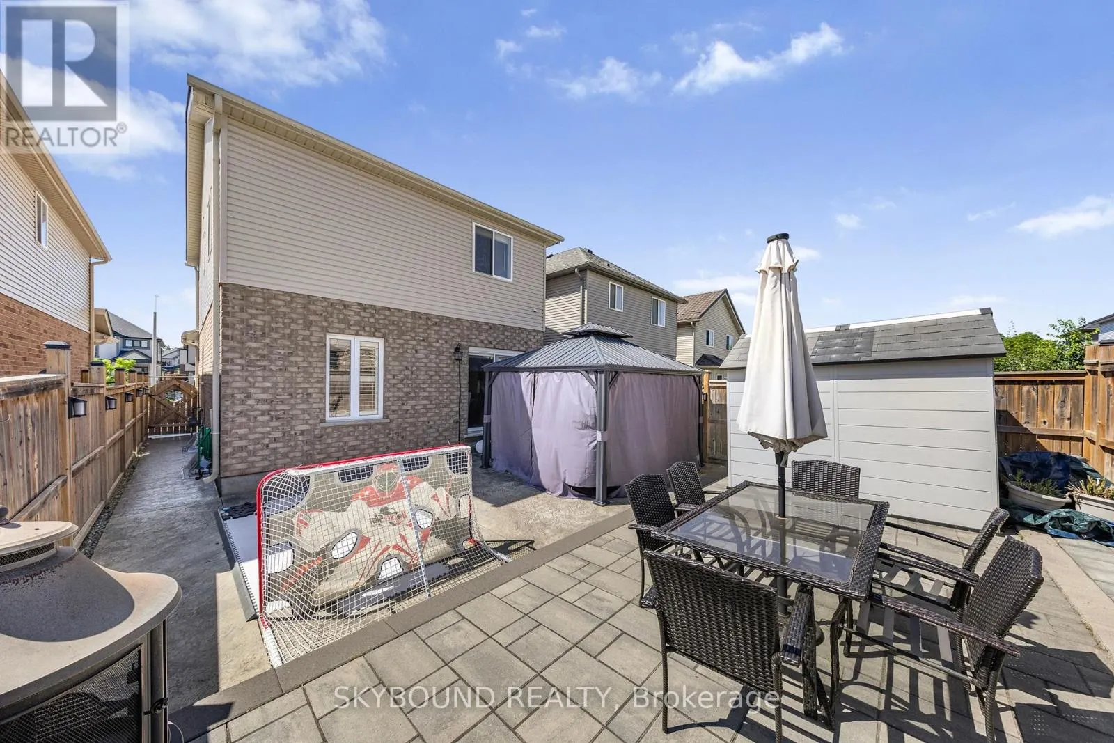 121 GREEN GATE BOULEVARD