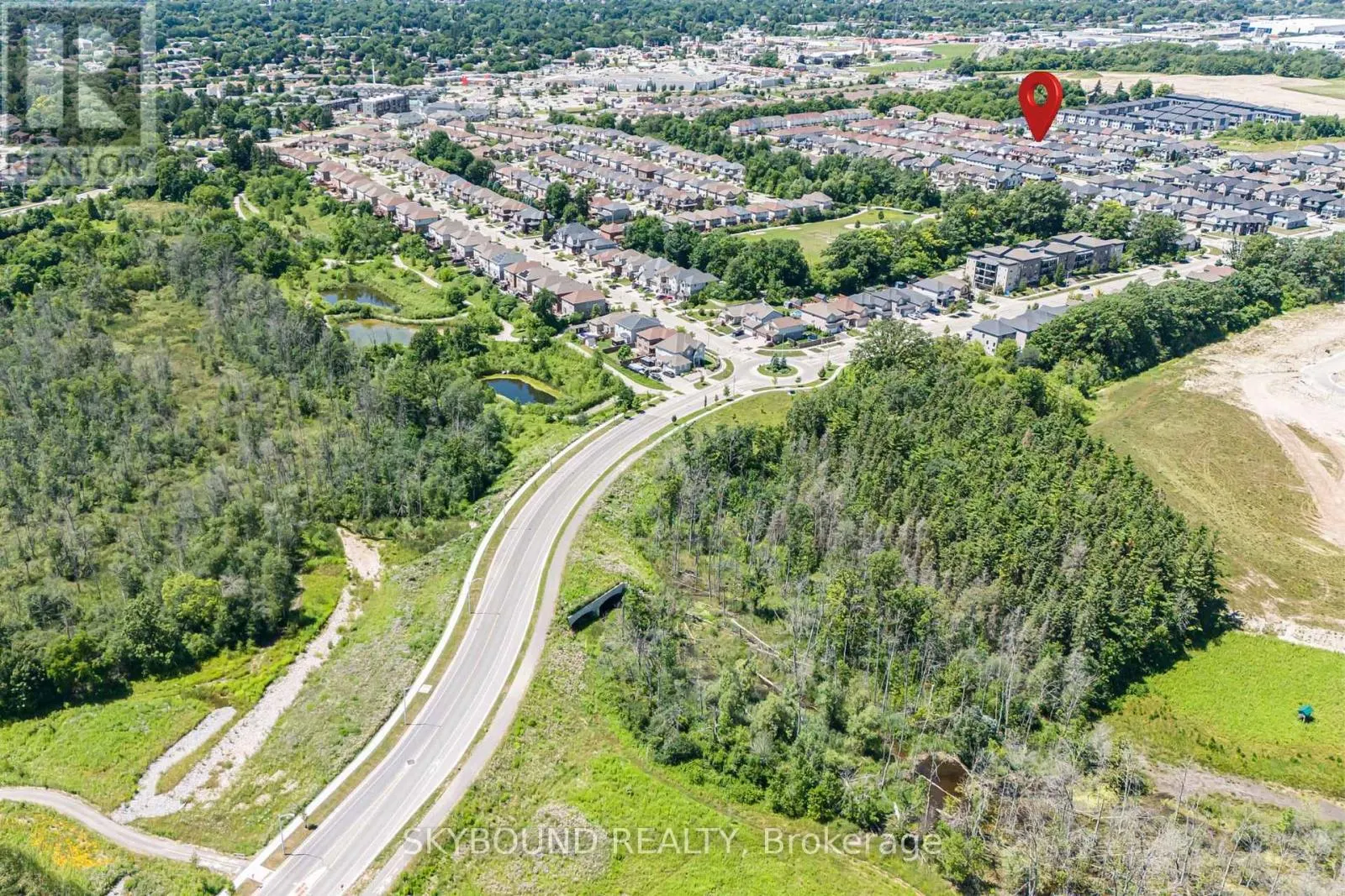 121 GREEN GATE BOULEVARD