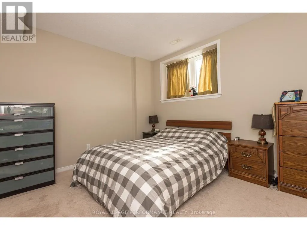 6 - 657 REARDON PRIVATE