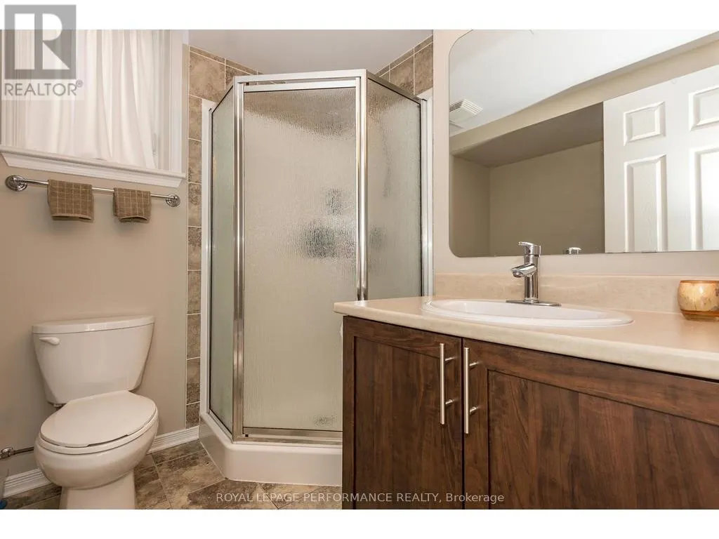 6 - 657 REARDON PRIVATE
