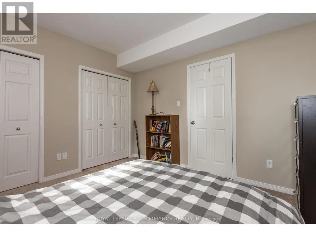 6 - 657 REARDON PRIVATE