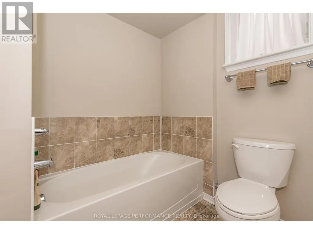 6 - 657 REARDON PRIVATE