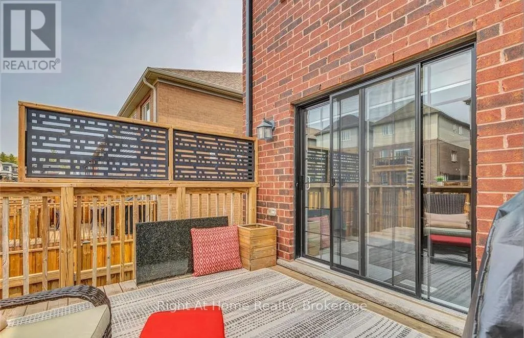 11 RIDGEMOUNT STREET