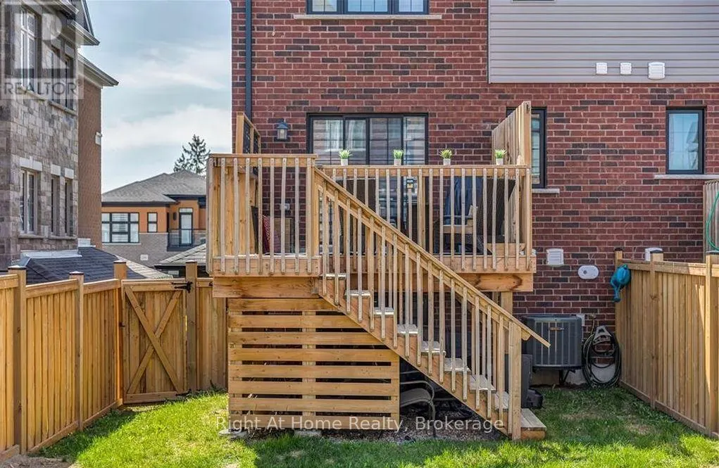 11 RIDGEMOUNT STREET