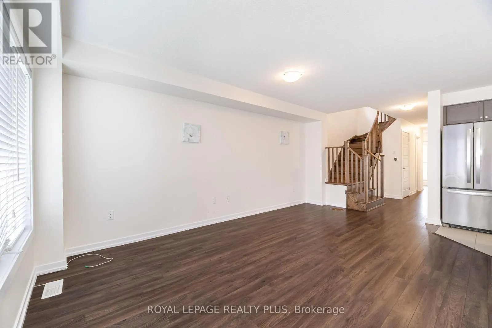 12 PAGEBROOK CRESCENT