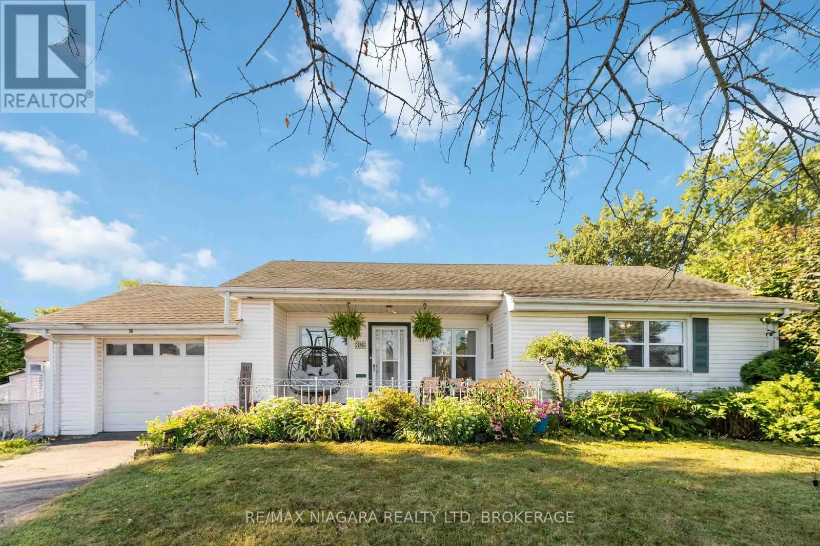 36 ADMIRAL ROAD