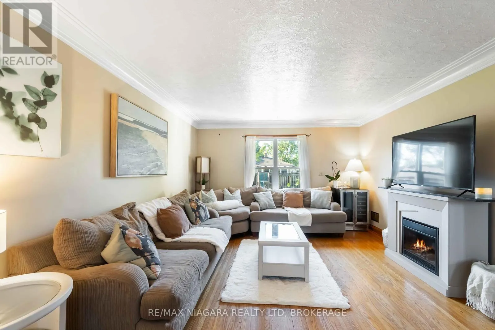 36 ADMIRAL ROAD