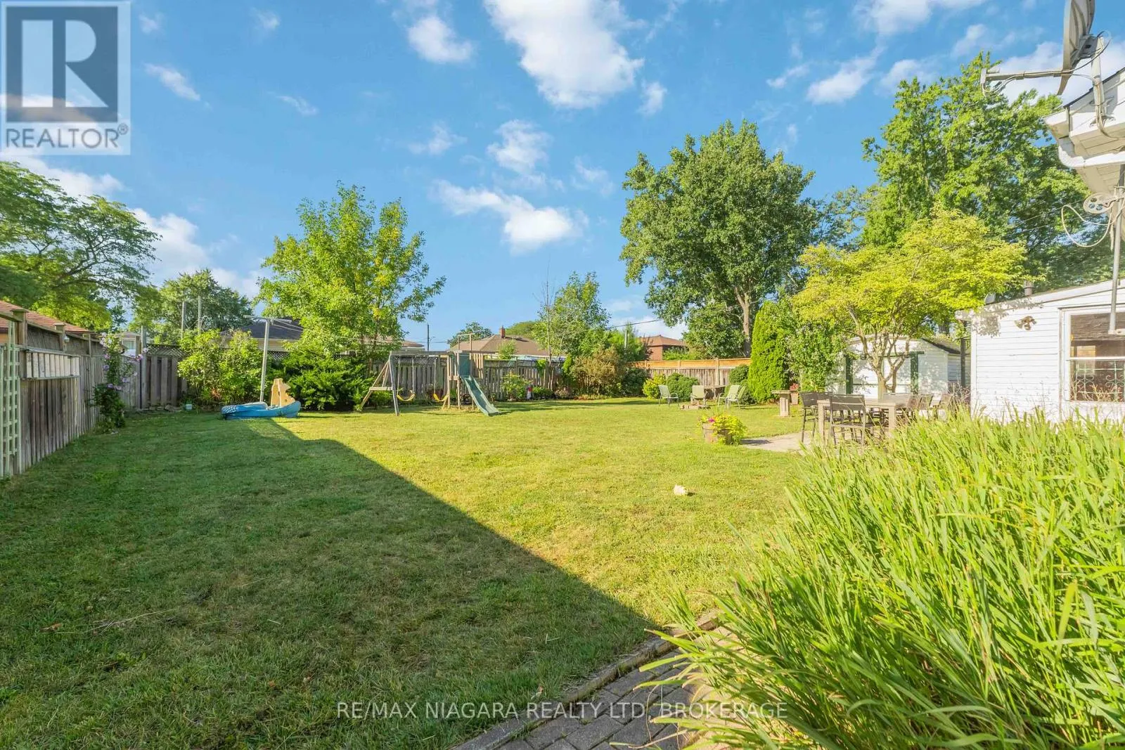 36 ADMIRAL ROAD