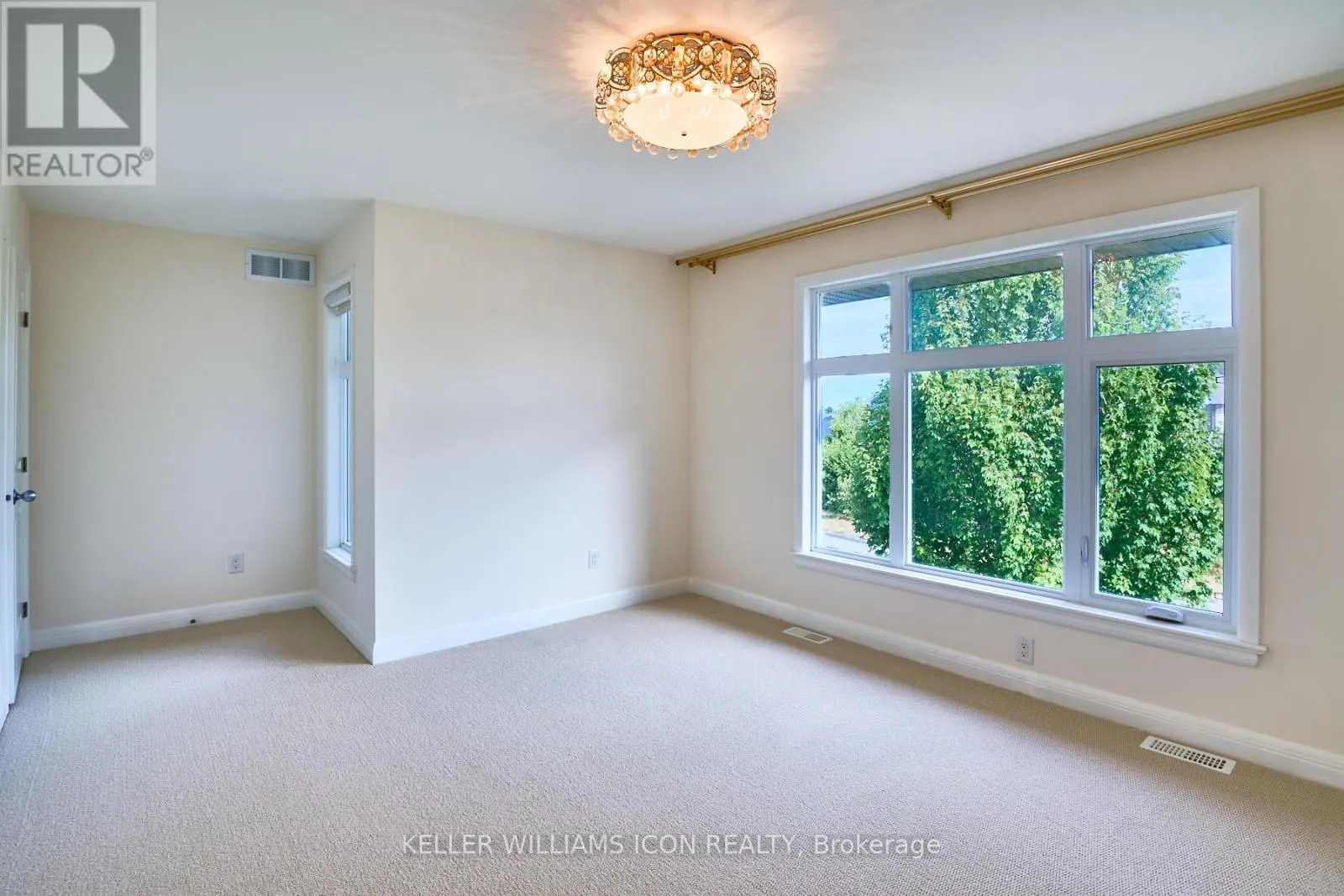 218 GABBRO CRESCENT