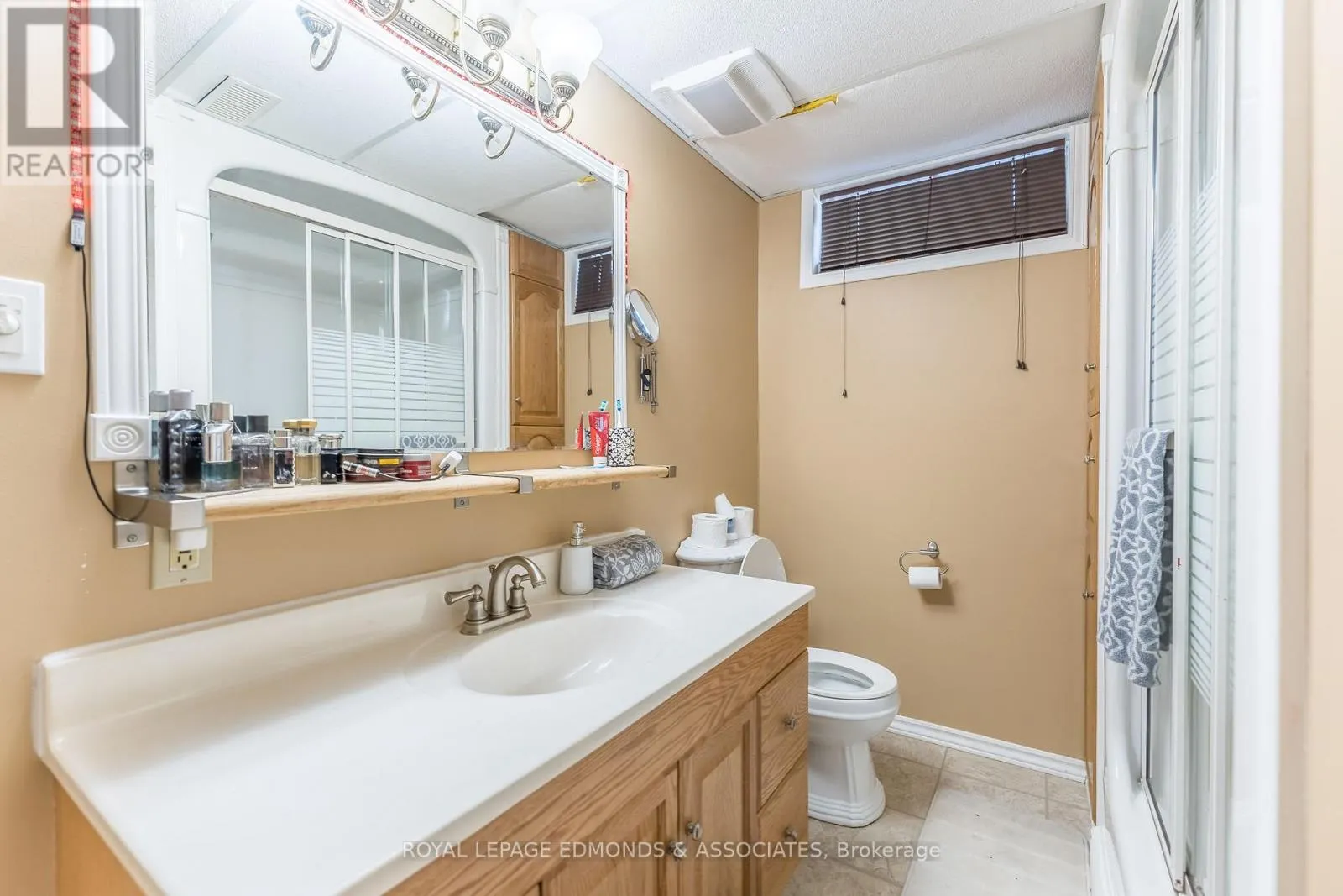 513 BROADVIEW DRIVE