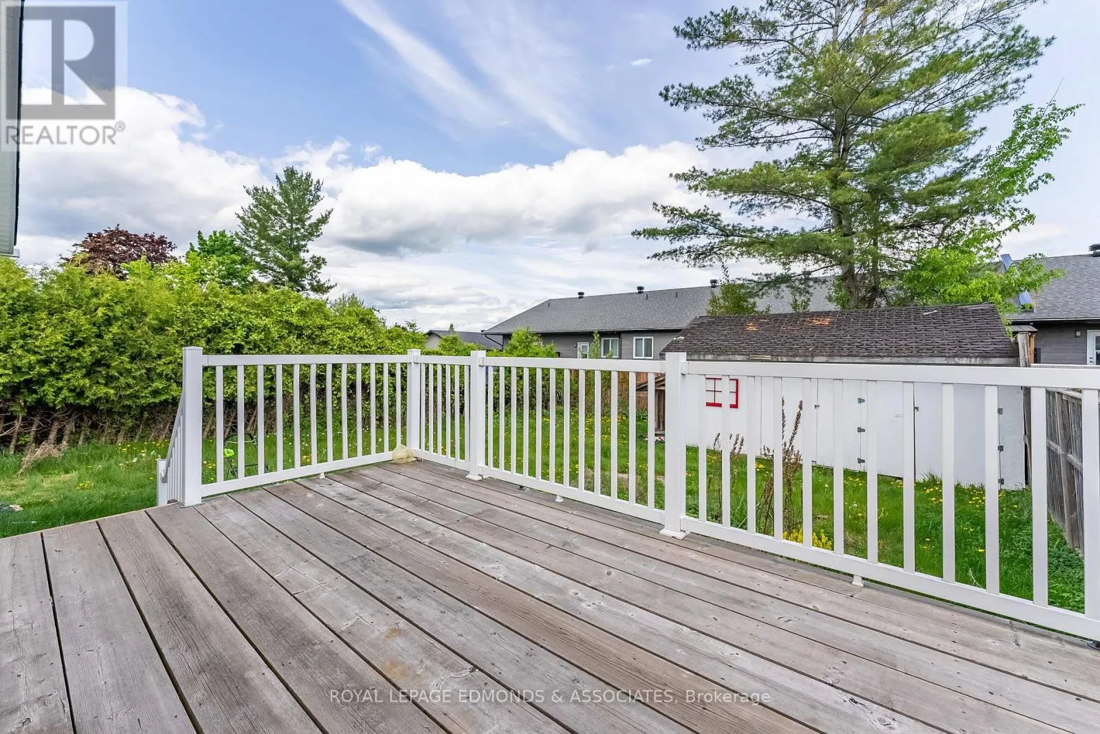 513 BROADVIEW DRIVE