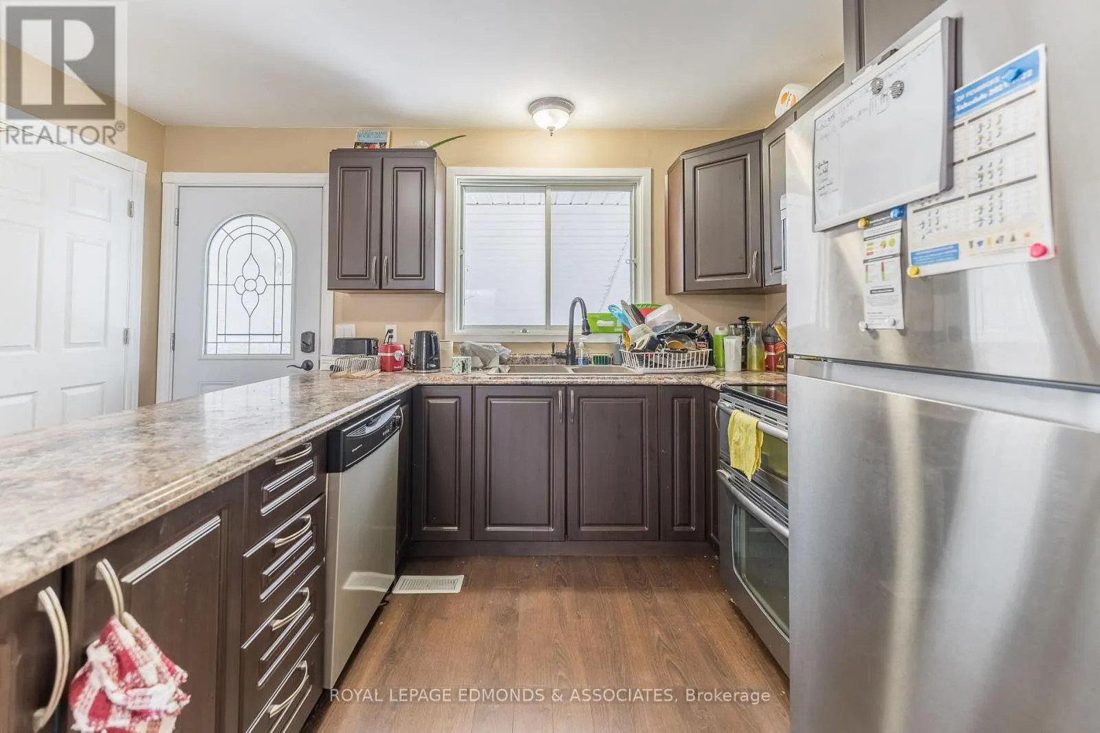513 BROADVIEW DRIVE