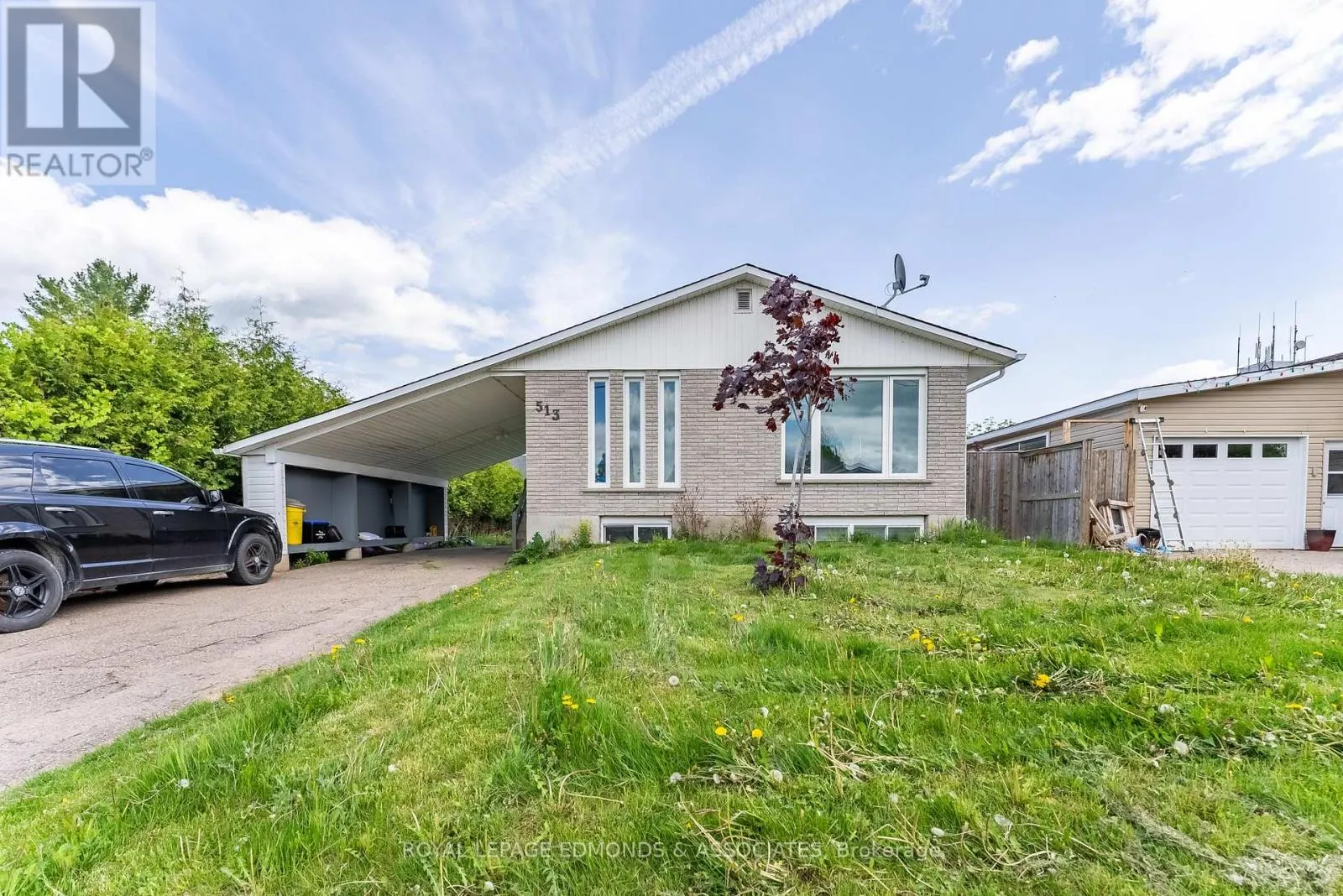513 BROADVIEW DRIVE