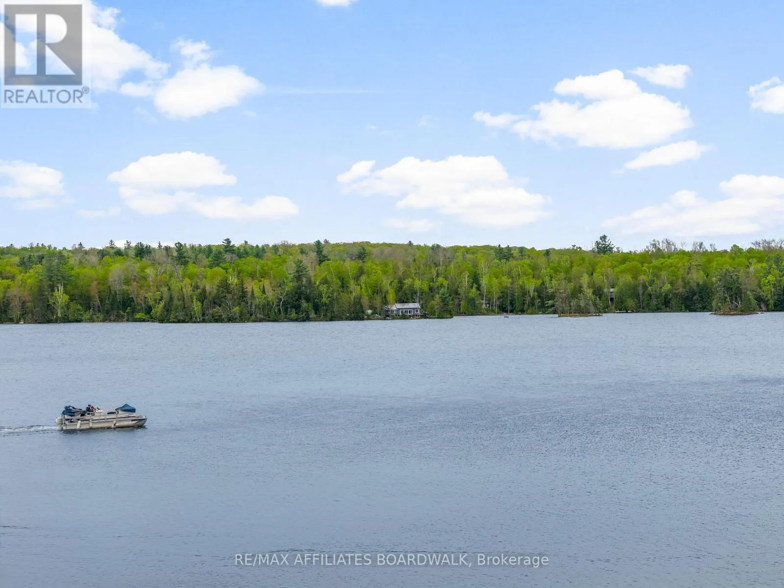 593 MAZINAW LAKE