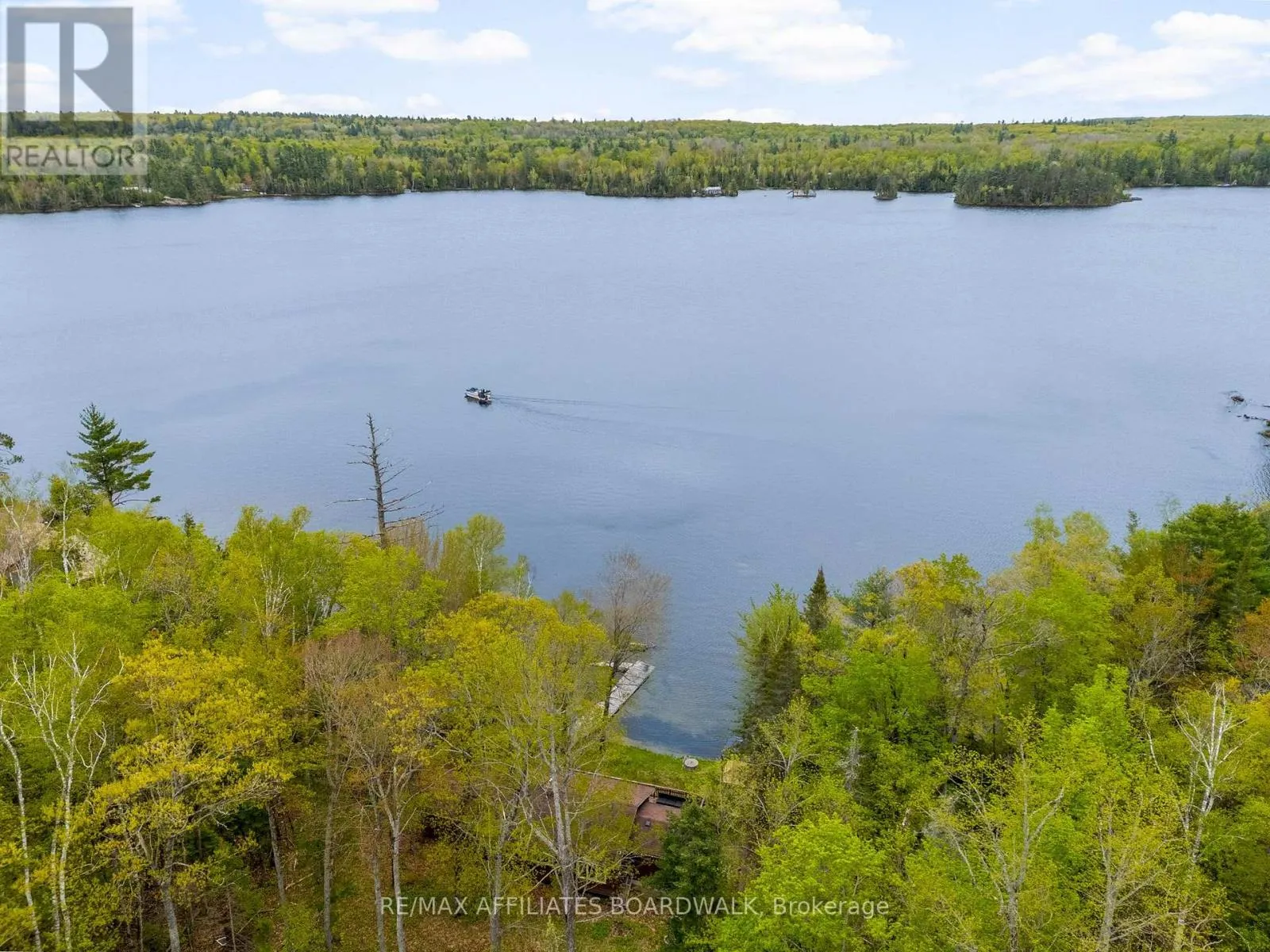 593 MAZINAW LAKE