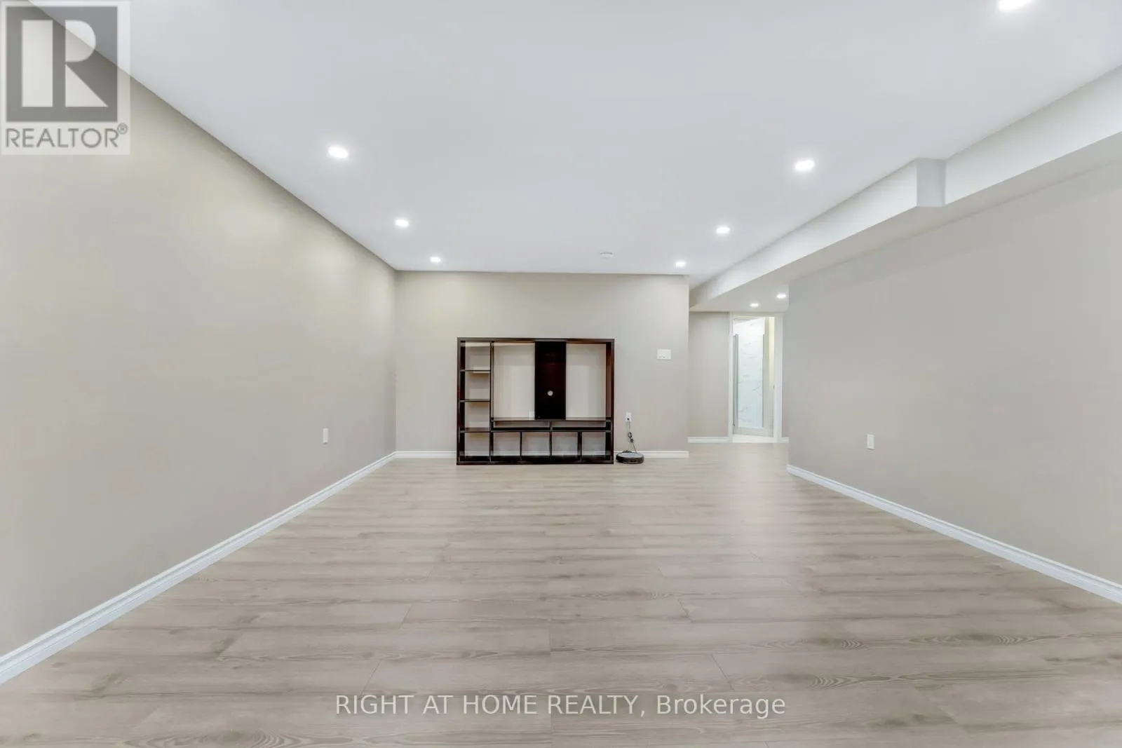 135 STEPHENSON WAY