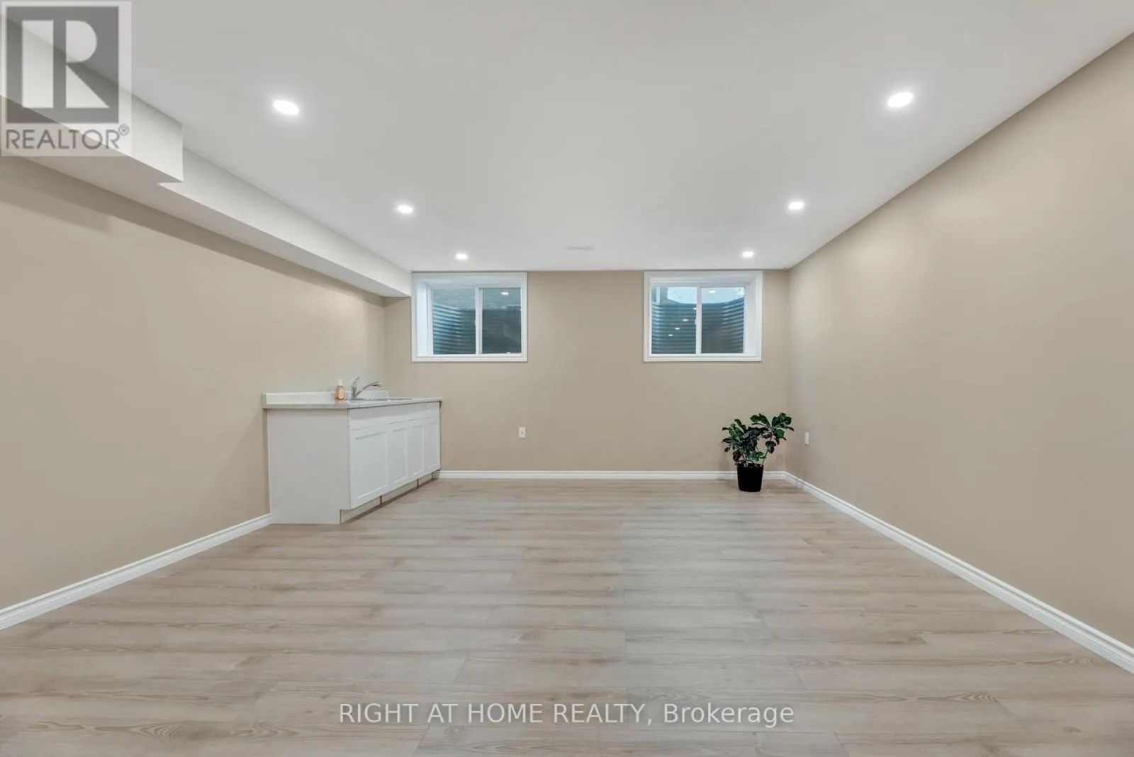 135 STEPHENSON WAY