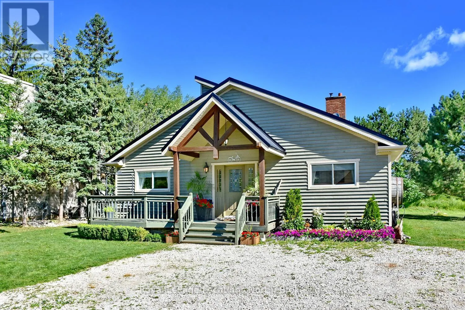 154 CARMICHAEL CRESCENT