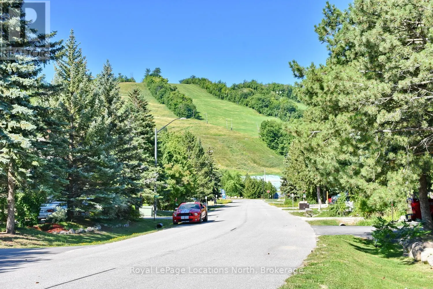 154 CARMICHAEL CRESCENT