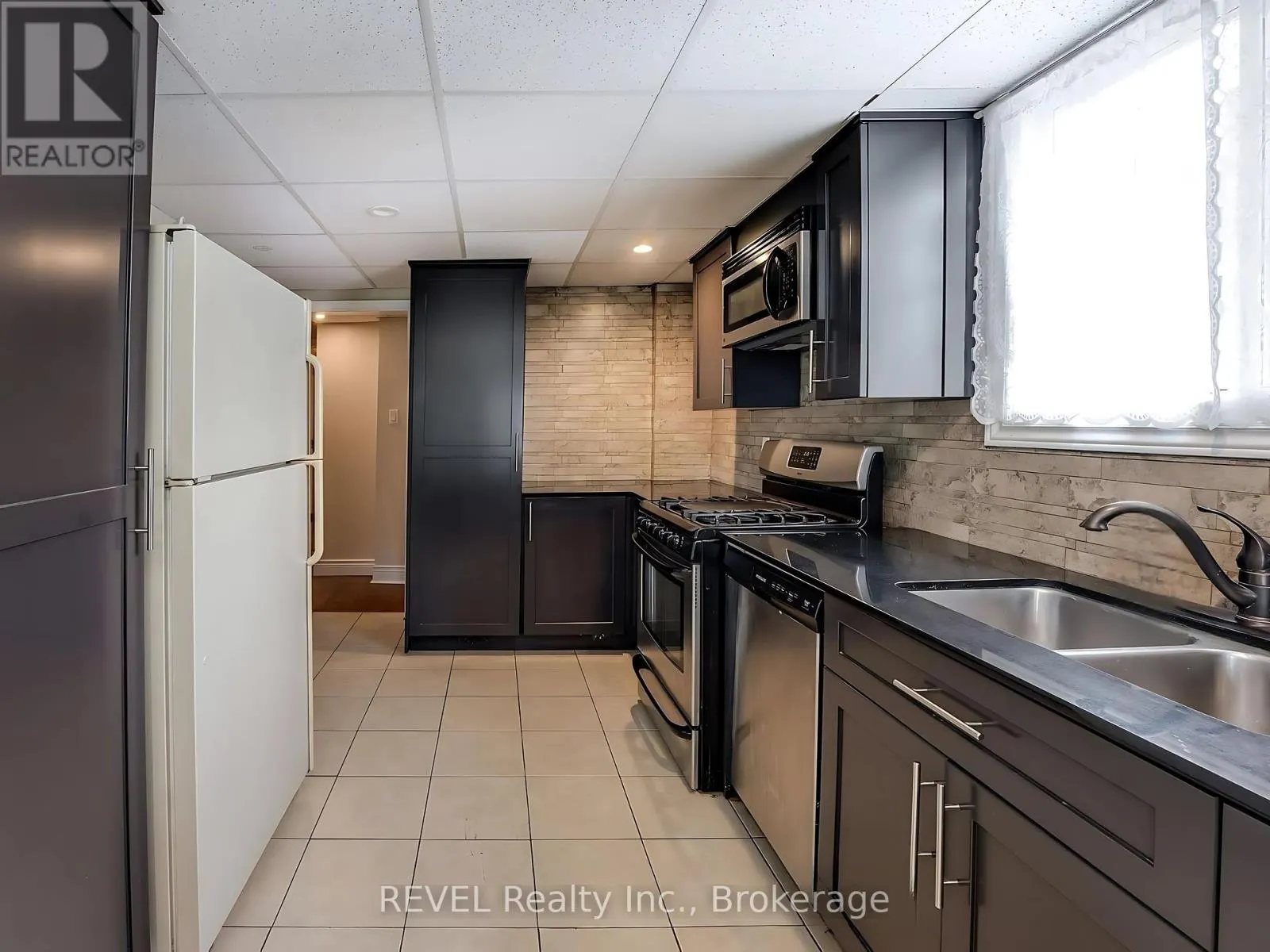 MAIN - 25 DELAWRE STREET, #Main