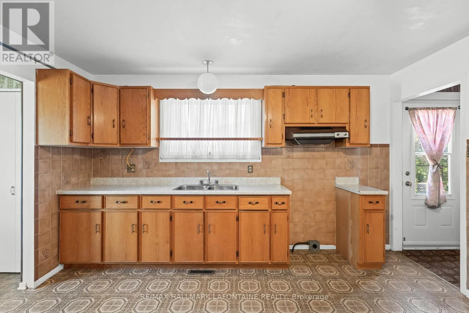 602 EASTVALE DRIVE