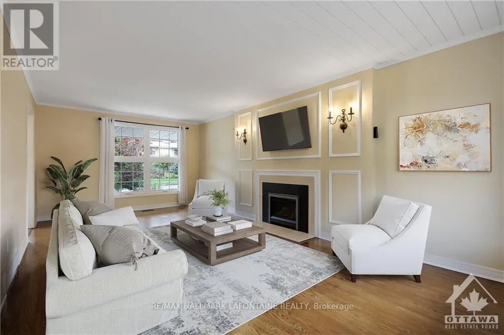 1809 DORSET DRIVE