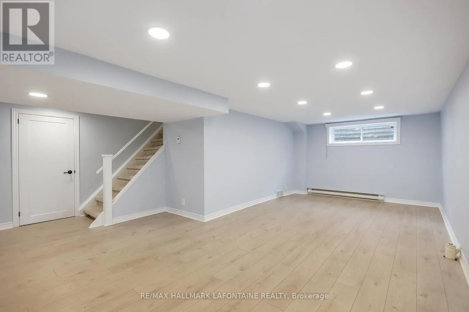 1809 DORSET DRIVE