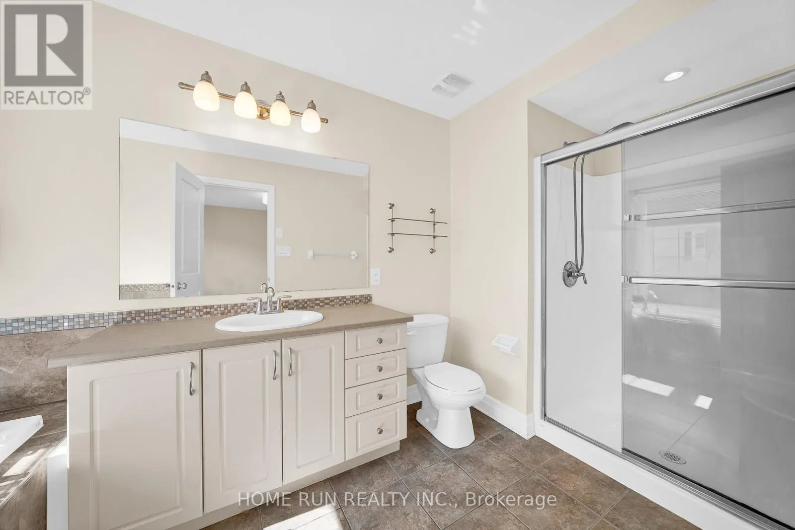 961 CALDERMILL PRIVATE