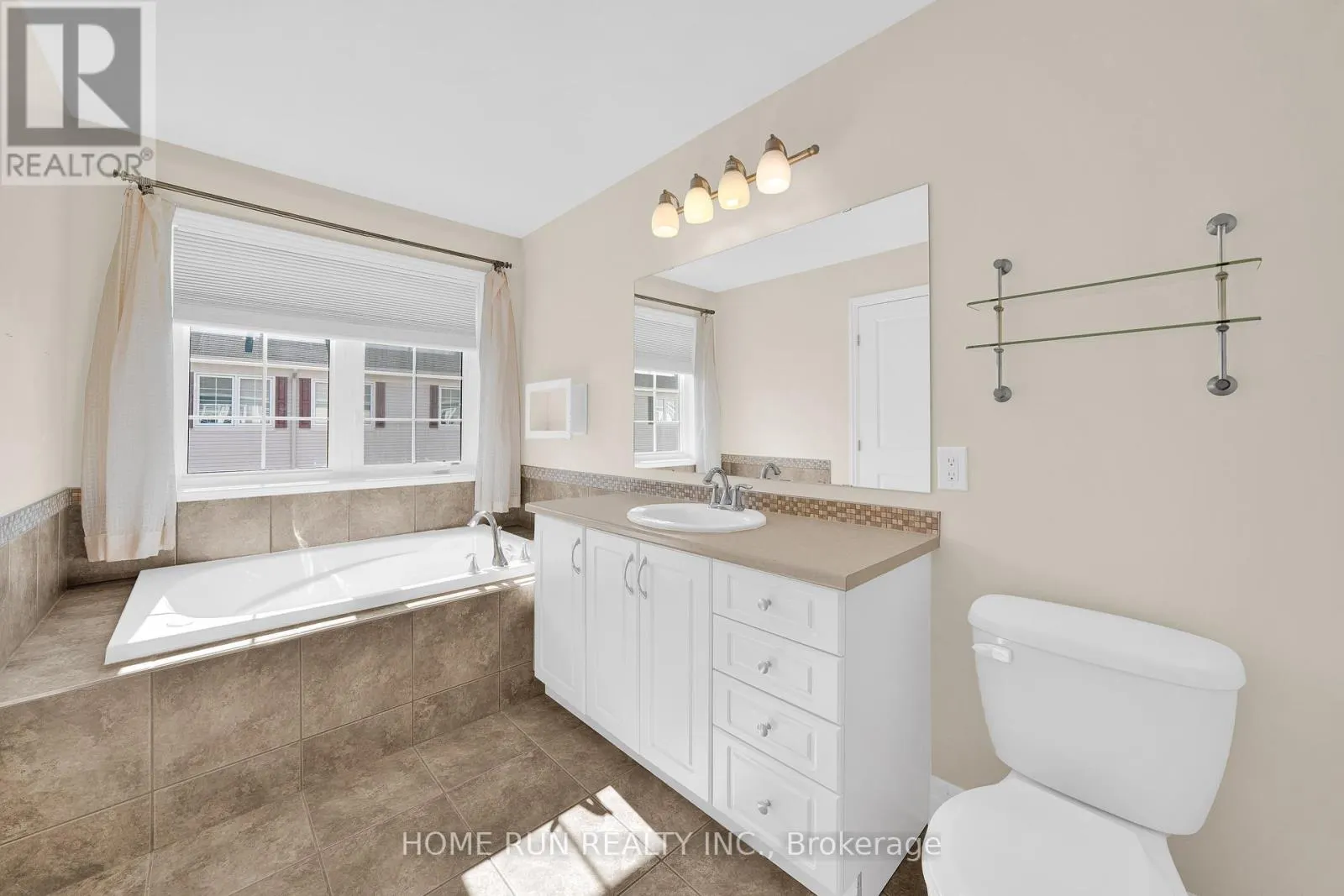 961 CALDERMILL PRIVATE