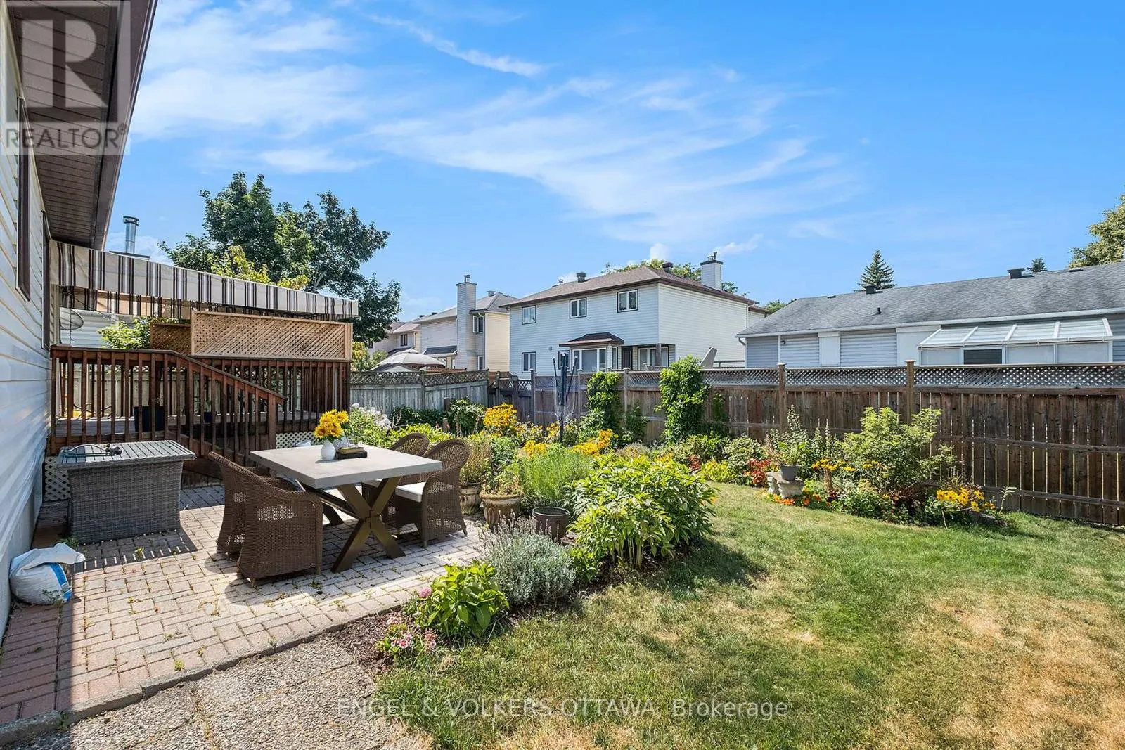 35 PEPPERRALL CRESCENT