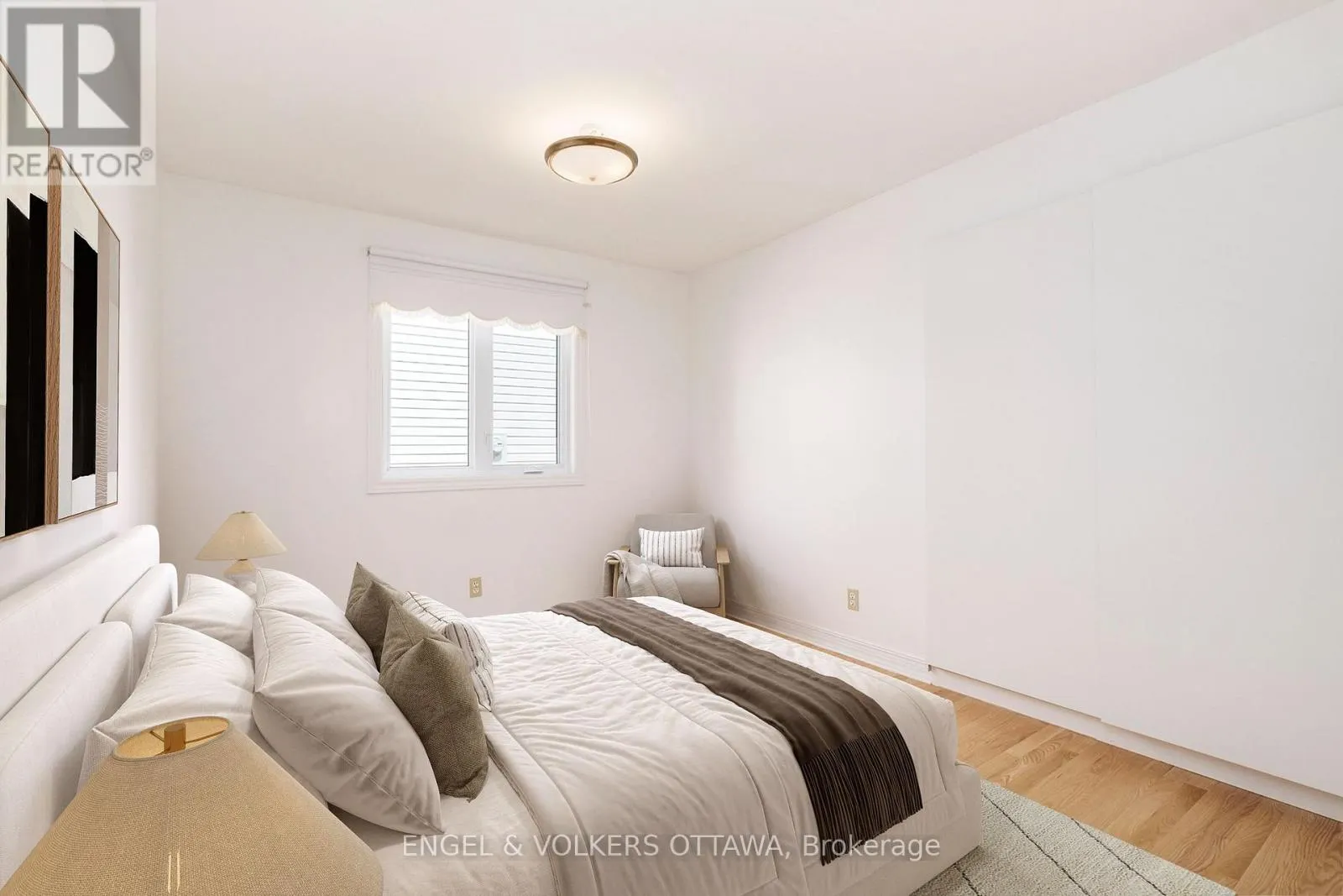35 PEPPERRALL CRESCENT